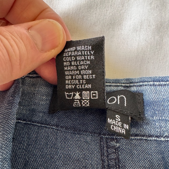 Papillion Sleeveless Denim Yoke Sheer Button Up Floral Top Size Small Festival - Picture 9 of 14